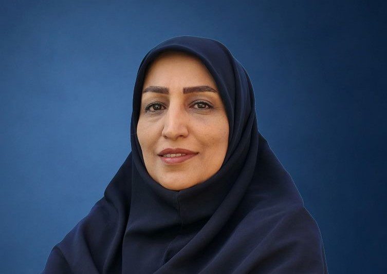 عکس خانم ملک آموزگار تخصصی پنجم و ششم دبستان نورامیر اصفهان